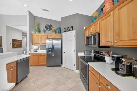 Kitchen - 7880 Classics Ct #201, Estero, FL 33928 photo 4 of 5