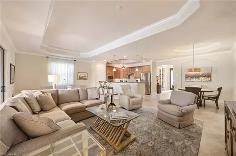 9218 Veneto Ln, Naples, FL 34113