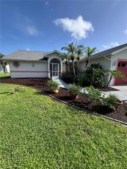 2875 18th Ave SE, Naples, FL 34117