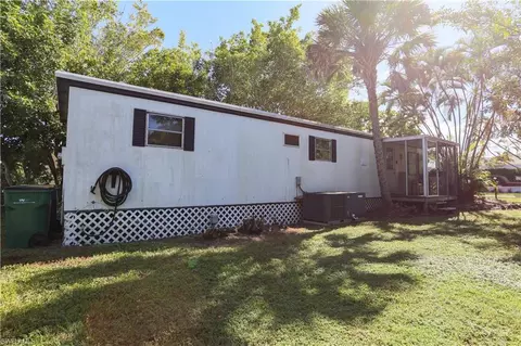 Exterior - 893 Manatee Rd, Naples, FL 34114 photo 5 of 9