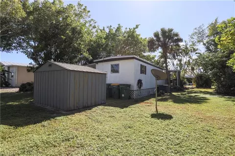Exterior - 893 Manatee Rd, Naples, FL 34114 photo 6 of 9