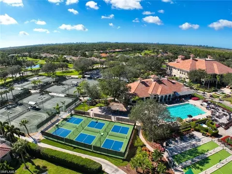 View/Area - 5769 Mango Cir, Naples, FL 34110 photo 3 of 8