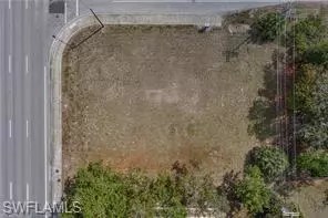 1324 Santa Barbara Blvd, Cape Coral, FL 33991