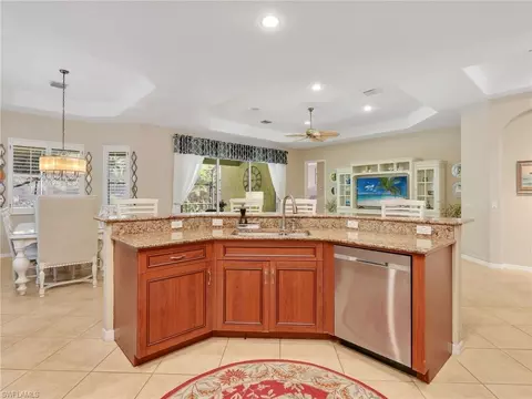 4221 Hampton Ln, Naples, FL 34119 photo 10