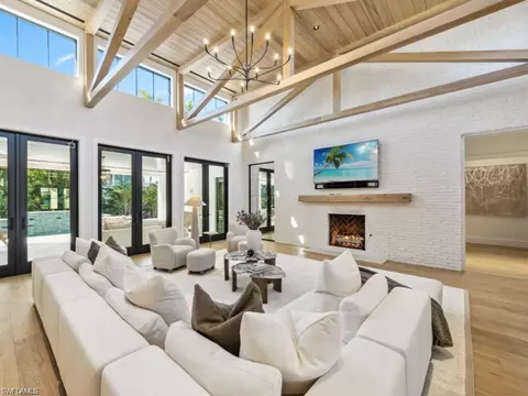 Living - 424 Spinnaker Dr, Naples, FL 34102 photo 2 of 2