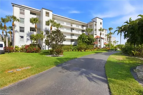 200 Stevens Landing Dr #104B, Marco Island, FL 34145