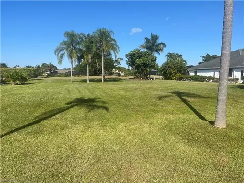 9954 Ortega Ln, Bonita Springs, FL 34135