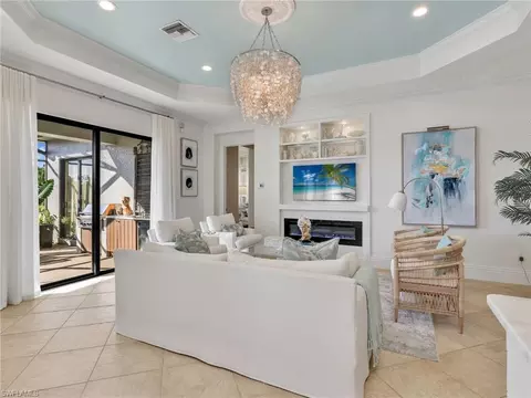 1365 Serrano Cir, Naples, FL 34105 photo 17