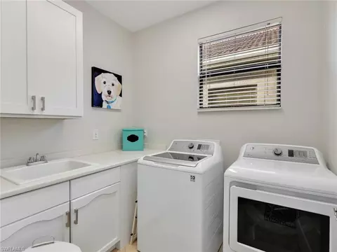 1365 Serrano Cir, Naples, FL 34105 photo 32