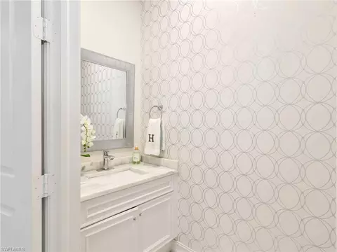 1365 Serrano Cir, Naples, FL 34105 photo 33