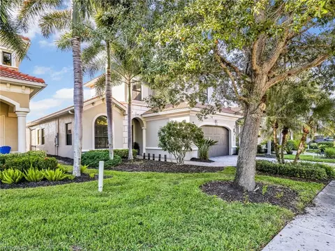 1365 Serrano Cir, Naples, FL 34105 photo 4