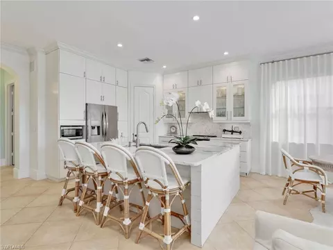 1365 Serrano Cir, Naples, FL 34105 photo 10