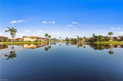 4360 Chantelle Dr #G202, Naples, FL 34112