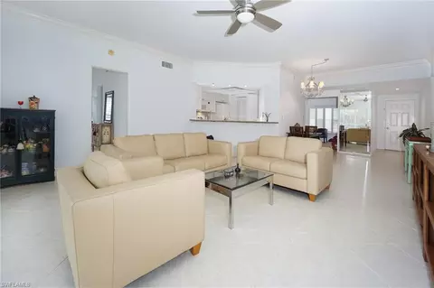 5895 Chanteclair Dr #118, Naples, FL 34108
