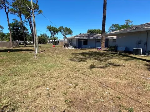 2264 Washington Ave, Naples, FL 34112 photo 4