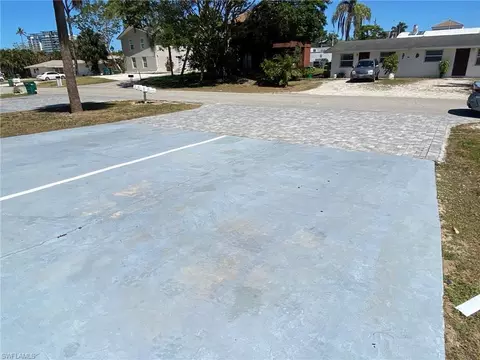 2264 Washington Ave, Naples, FL 34112 photo 5