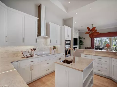 Kitchen - 216 Spring Line Dr, Naples, FL 34102 photo 2 of 6