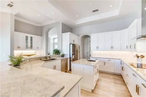 Kitchen - 216 Spring Line Dr, Naples, FL 34102 photo 3 of 6