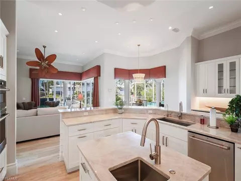 Kitchen - 216 Spring Line Dr, Naples, FL 34102 photo 4 of 6