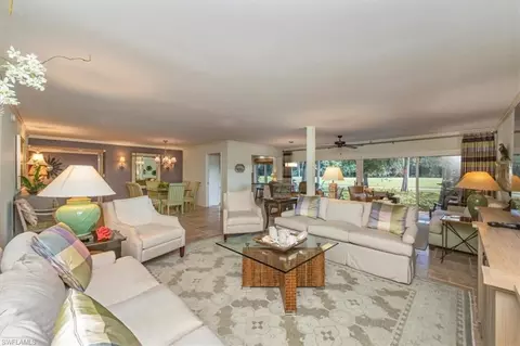 103 Clubhouse Dr #151, Naples, FL 34105