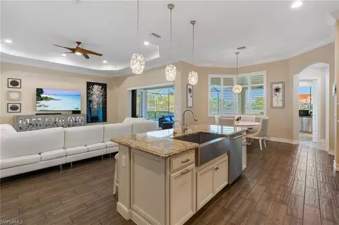 Kitchen - 1609 Mockingbird Dr, Naples, FL 34120 photo 4 of 5