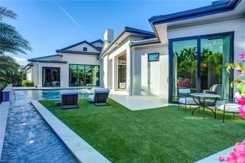 Exterior - 436 Putter Point Ct, Naples, FL 34103 photo 11 of 13