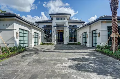Exterior - 436 Putter Point Ct, Naples, FL 34103 photo 2 of 13