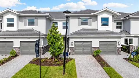 15339 Giardino Dr #11-203, Naples, FL 34114