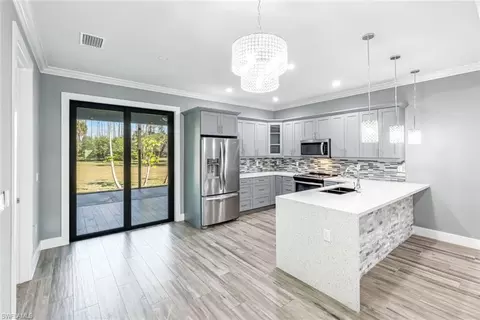 Kitchen - 141 20th Ave NW, Naples, FL 34120 photo 1 of 4