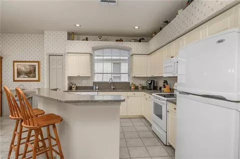 22854 Forest Ridge Dr, Estero, FL 33928 photo 6