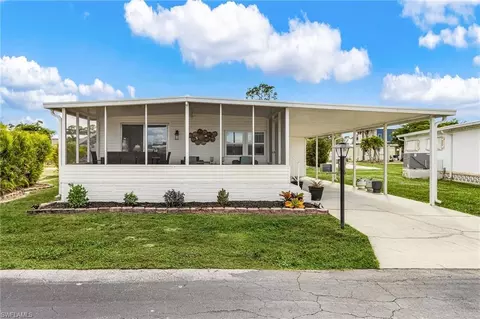 64 Sturbridge Ln, Fort Myers, FL 33908
