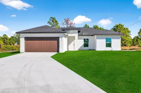 1047 Kirkwood St, Lehigh Acres, FL 33974