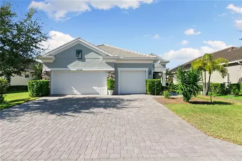 13796 Woodhaven Cir, Fort Myers, FL 33905