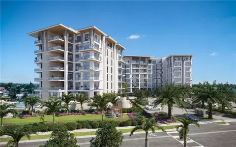 3300 Gulf Shore Blvd N #201, Naples, FL 34103