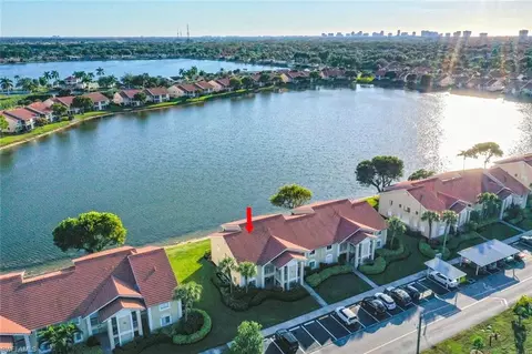 7772 Emerald Cir #101, Naples, FL 34109