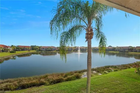 6610 Huntington Lakes Cir #203, Naples, FL 34119