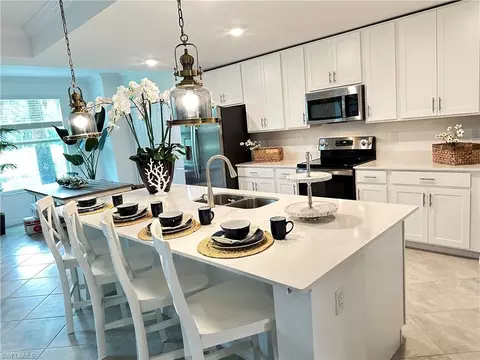 6070 National Blvd #215, Ave Maria, FL 34142
