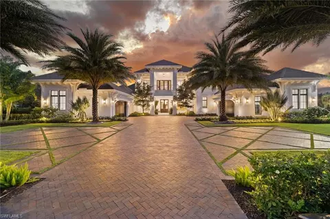 142 Eugenia Dr, Naples, FL 34108