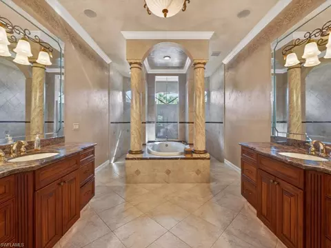 Bath - 7545 Snead Ct, Naples, FL 34113 photo 1 of 4