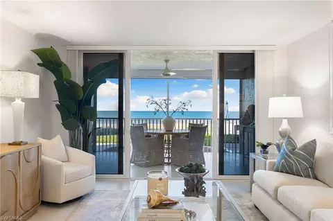 1919 Gulf Shore Blvd N #101, Naples, FL 34102