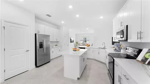 Kitchen - 1553 Double Eagle Trl, Naples, FL 34120 photo 4 of 4
