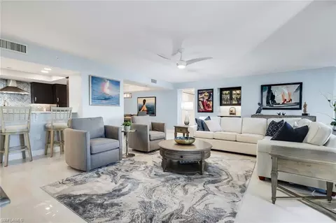 5601 Turtle Bay Dr #1802, Naples, FL 34108