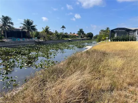 158 SW 31st Ter, Cape Coral, FL 33914