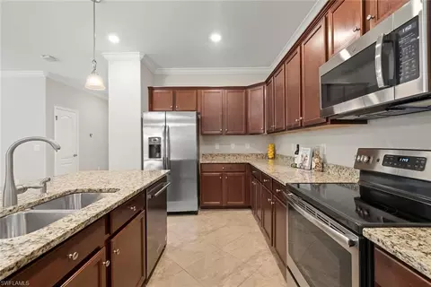 Kitchen - 9409 Glenforest Dr, Naples, FL 34120 photo 2 of 4