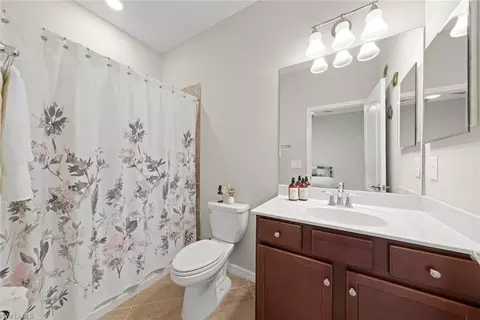 Bath - 9409 Glenforest Dr, Naples, FL 34120 photo 3 of 4