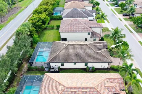 Exterior - 9409 Glenforest Dr, Naples, FL 34120 photo 4 of 8