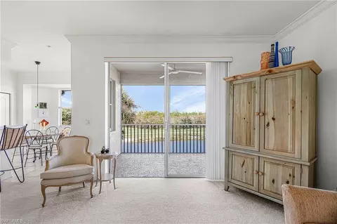 8505 Naples Heritage Dr #146, Naples, FL 34112