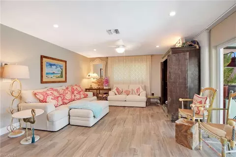 134 Capri Blvd, Naples, FL 34113 photo 9