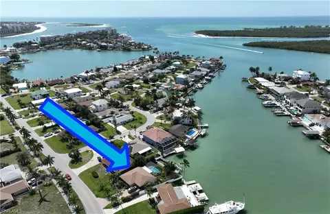 134 Capri Blvd, Naples, FL 34113 photo 2