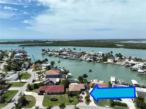 134 Capri Blvd, Naples, FL 34113 photo 27